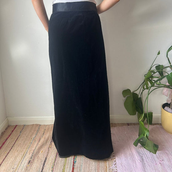 Vintage black Yves Saint Laurent Maxi Skirt - womens 34" waist