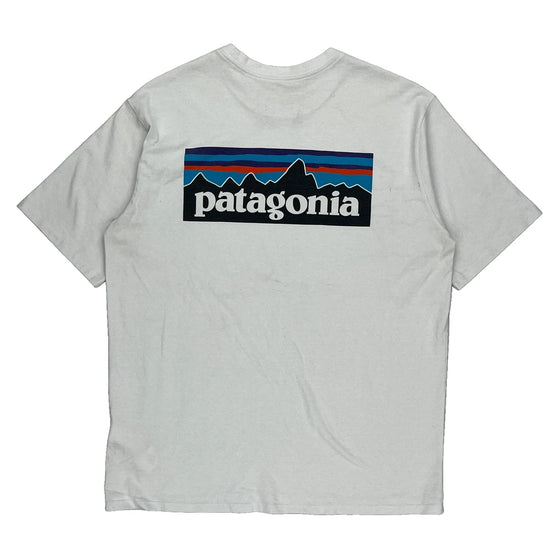 Patagonia T-Shirt - Medium White Cotton Blend