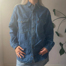  Vintage blue Levis Denim Shirt - womens small