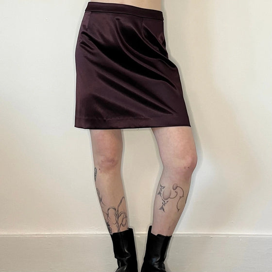 Vintage burgundy Moda Dossier Mini Skirt - womens 26" waist