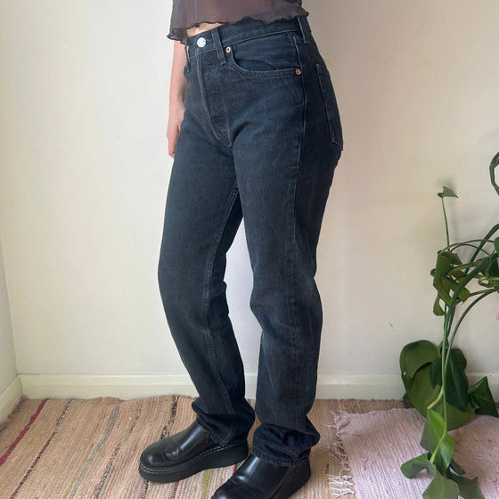 Vintage black 501 Levis Jeans - womens 28" waist