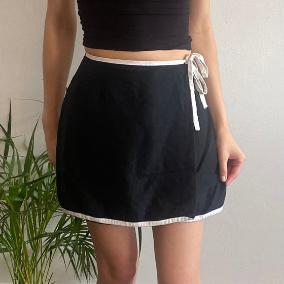 Vintage black Max Dine Wrap Skirt - womens 24" waist