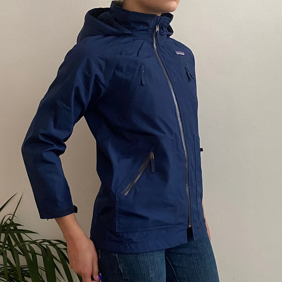 Vintage blue Patagonia Jacket - womens medium