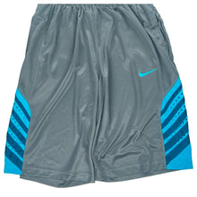  Nike Dri-FIT Athleisure Shorts - Medium - Grey Polyester