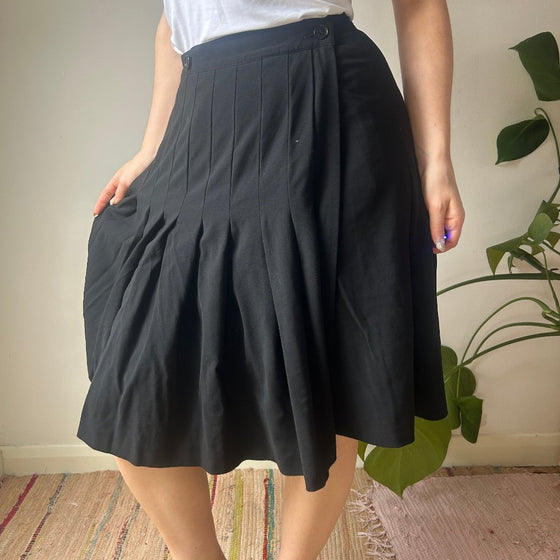 Vintage black Rena Lange Pleated Skirt - womens 26" waist