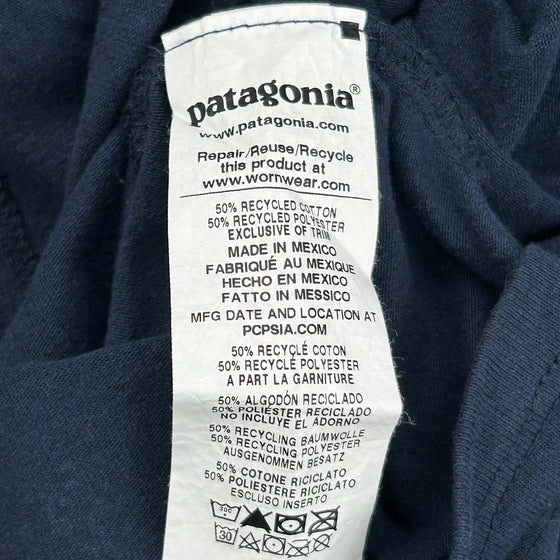 Patagonia T-Shirt - 2XL Navy Cotton Blend