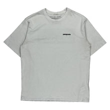  Patagonia T-Shirt - Medium White Cotton Blend