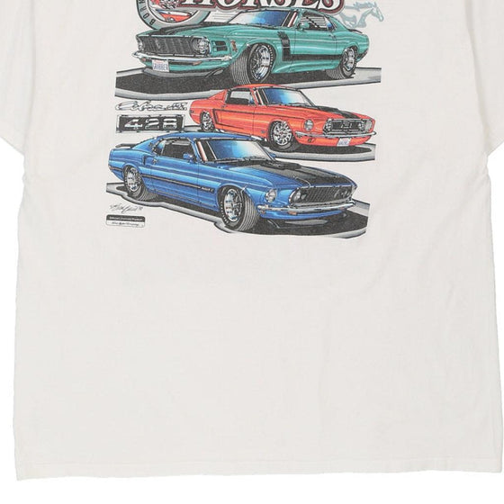 Vintage white Mustang Hanes T-Shirt - mens x-large