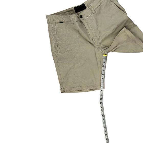 Oakley Khaki Shorts - 37W 8L - Beige Cotton