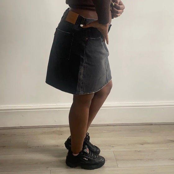 Vintage black Levis Denim Skirt - womens 32" waist