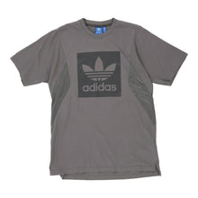  Vintage grey Adidas T-Shirt - mens medium