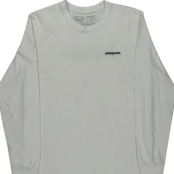 Fish Logo Patagonia T-Shirt - Medium White Cotton Blend