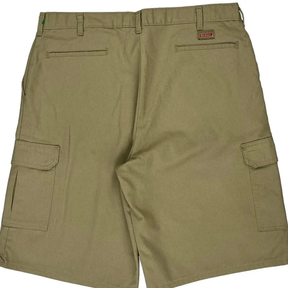 Dickies Cargo Shorts - 40″ Waist Beige Cotton Blend